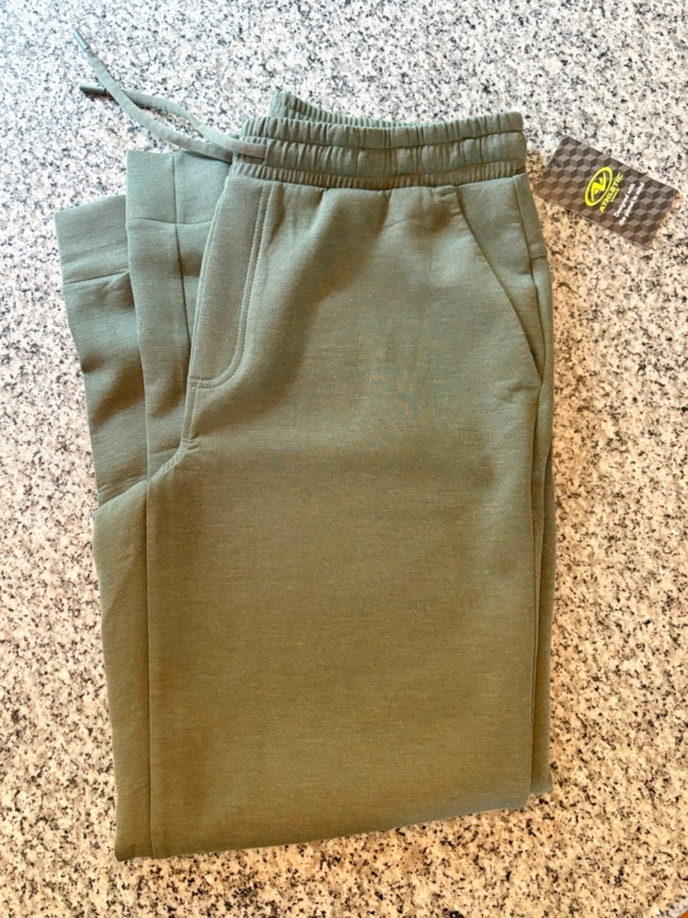 ♥️💖 Men’s Fusion Knit Joggers Pants Sweatpants Size M Dark Green NWT